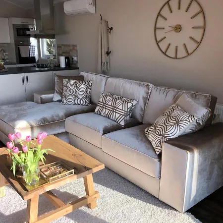 Luxe Chalet Markermeer ***** * Bovenkarspel